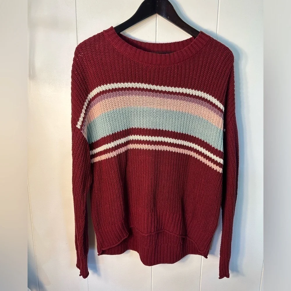 American Eagle Women’s Size Small Maroon Varsity Long Sleeve Crew Sweater